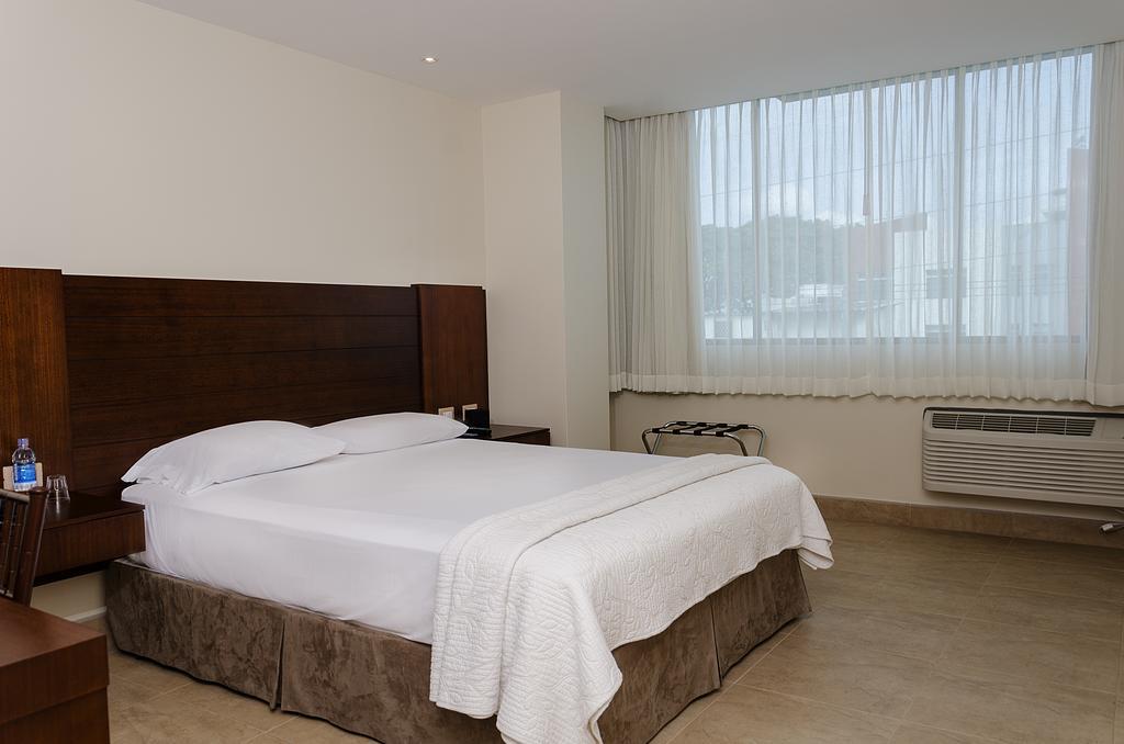 Hotel Marcelius Guayaquil Dış mekan fotoğraf