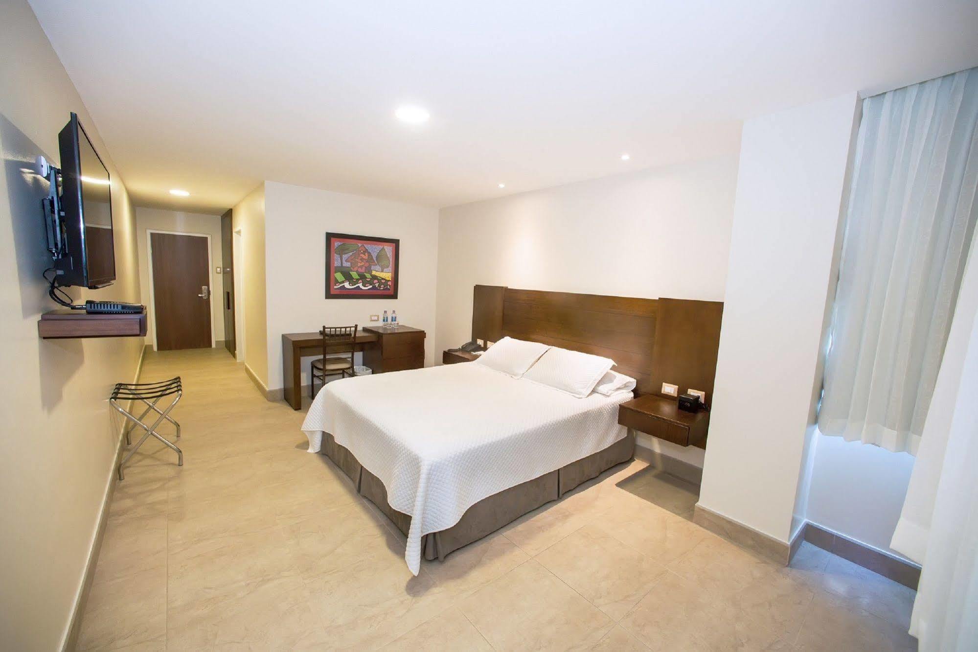 Hotel Marcelius Guayaquil Dış mekan fotoğraf