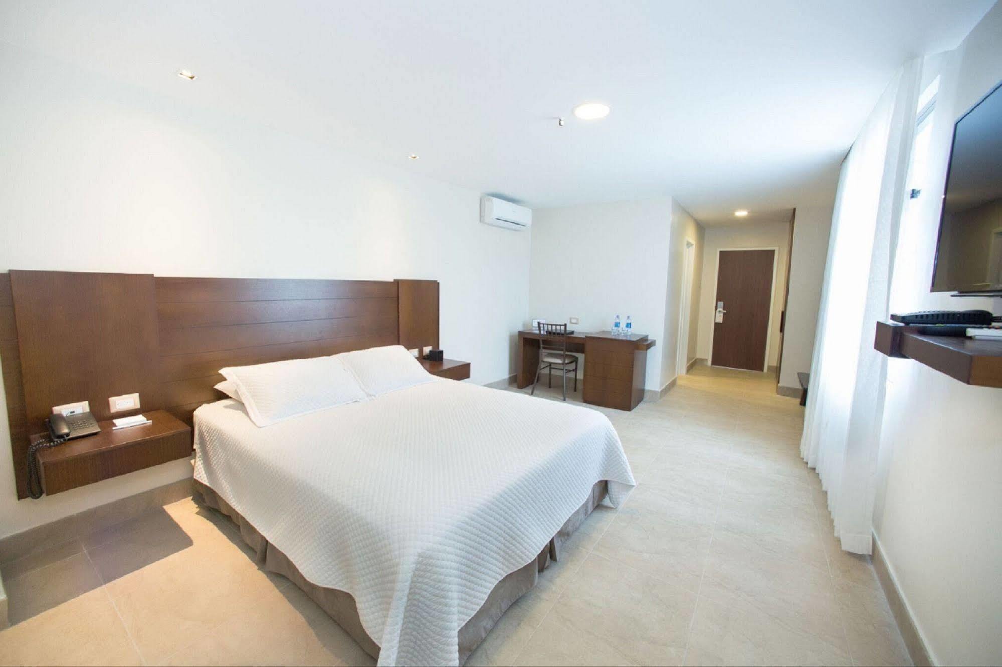 Hotel Marcelius Guayaquil Dış mekan fotoğraf